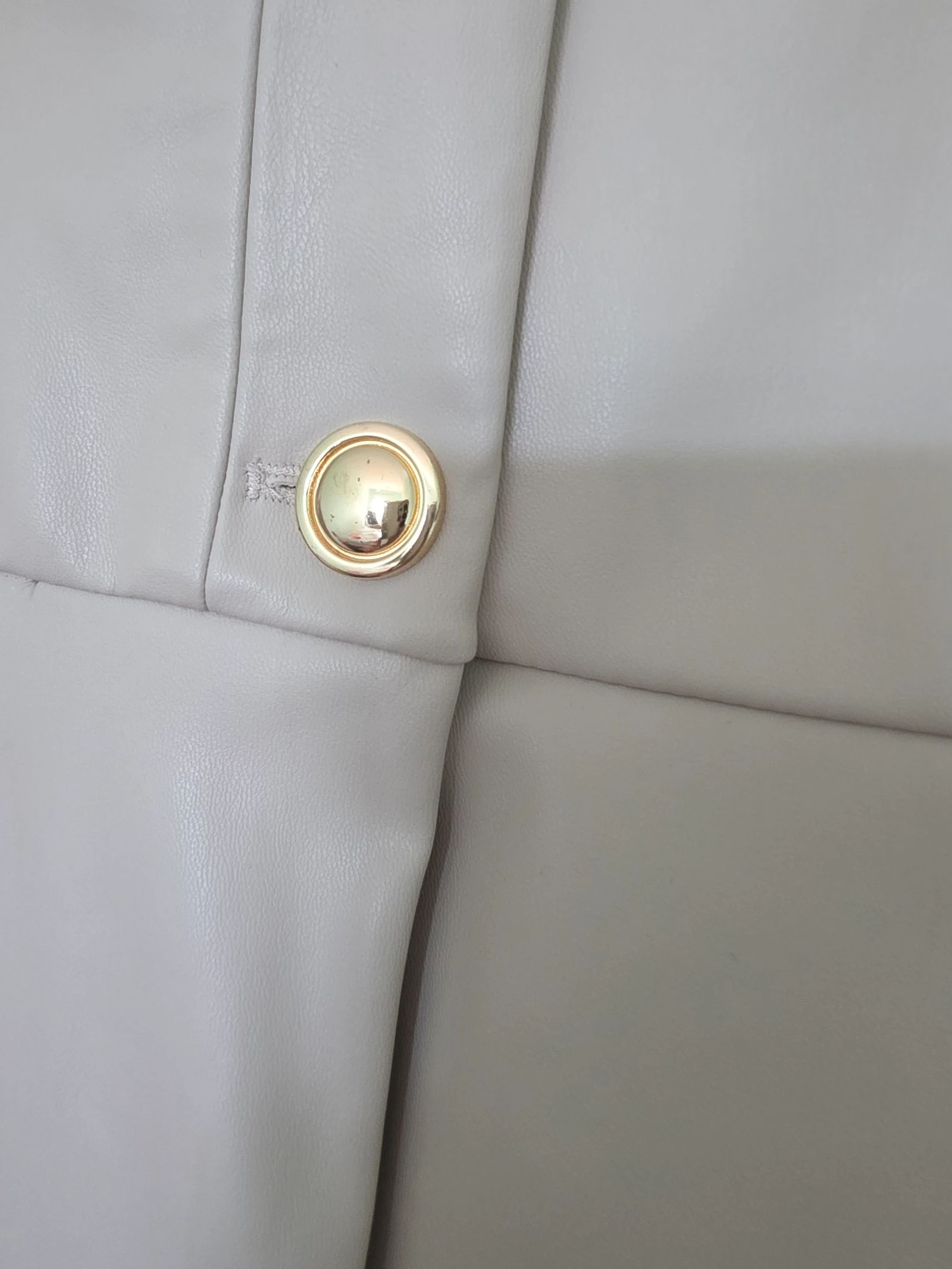 Blazer Peplum Creme Couro Sintético Novo | Zara | T.XL – photo 2